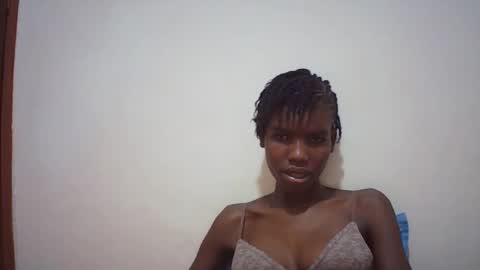 Snapshot of sweet_liz6510 chatting on 05/27/26, 01:57 Liz online show from 05/27/26, 01:57