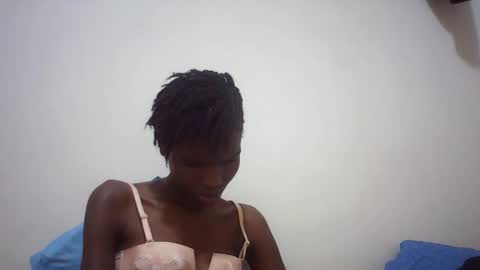 Snapshot of sweet_liz6510 chatting on 06/05/26, 06:57 Liz online show from 06/05/26, 06:57
