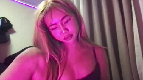 Maleia online show from 06/15/26, 02:58
