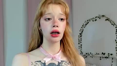 Snapshot of sweet_melissa133 chatting on 03/04/26, 09:21 Melissa. Join me on Fansly link in social medias online show from 03/04/26, 09:21