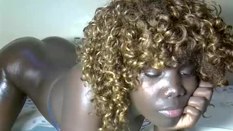 sweet_melodiyy online show from 09/17/25, 08:32