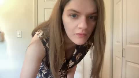 Sweet May online show from 06/01/26, 05:47