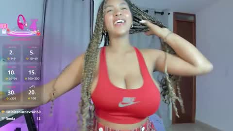 Snapshot of sweet_mia80 chatting on 02/14/26, 03:14 MIA online show from 02/14/26, 03:14