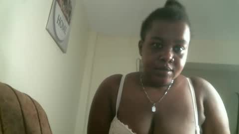 sweet_moh8 online show from 10/25/25, 07:16
