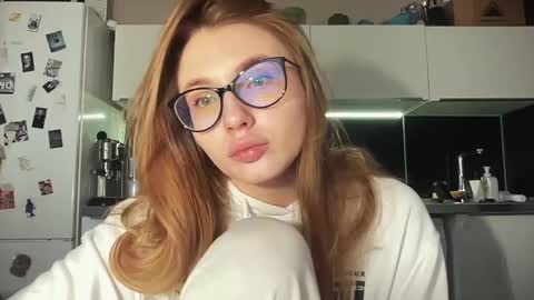 Emili online show from 12/16/24, 05:38