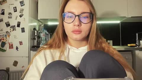 Emili online show from 12/28/24, 02:33