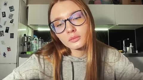 Emili online show from 01/18/25, 06:34