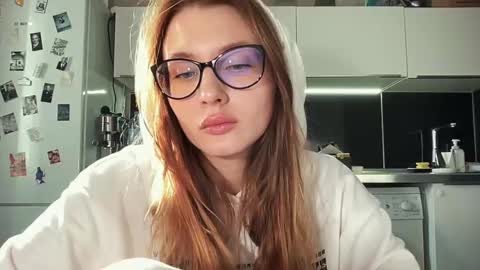 Emili online show from 01/29/25, 07:25