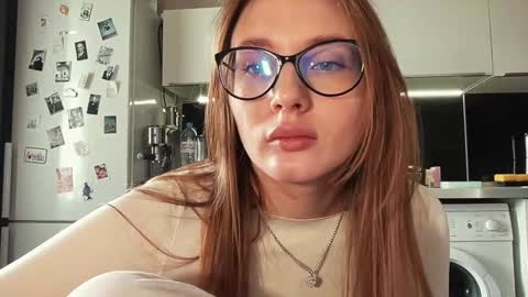 Emili online show from 02/24/25, 06:16