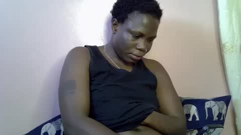 Snapshot of sweet_monalisa93 chatting on 12/01/25, 11:48 Lisa online show from 12/01/25, 11:48