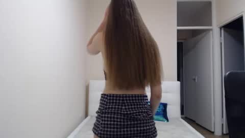 Anna online show from 10/21/25, 06:19