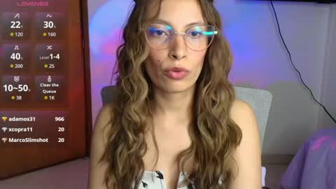 sweet_moon_v_ online show from 06/14/26, 02:24