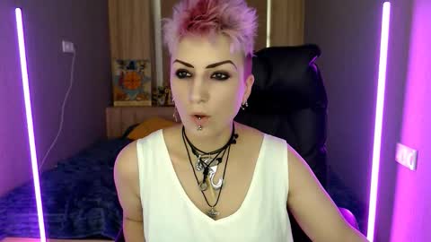 Snapshot of sweet_n_strong chatting on 01/09/26, 07:44 sweet_n_strong online show from 01/09/26, 07:44