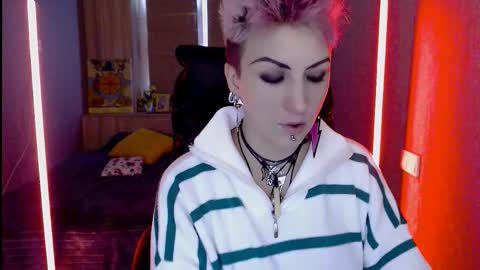 Snapshot of sweet_n_strong chatting on 01/17/26, 06:51 sweet_n_strong online show from 01/17/26, 06:51