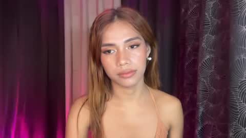 Snapshot of sweet_nikki03 chatting on 01/31/26, 07:23 sweet_nikki03 online show from 01/31/26, 07:23