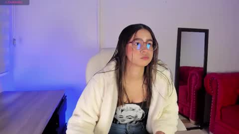 Snapshot of sweet_obsession__ chatting on 10/13/25, 01:44 Sweet Obsession online show from 10/13/25, 01:44