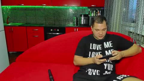 Snapshot of sweet_olga_and_dmitriy chatting on 11/11/25, 06:13 Olga and Dmitriy online show from 11/11/25, 06:13