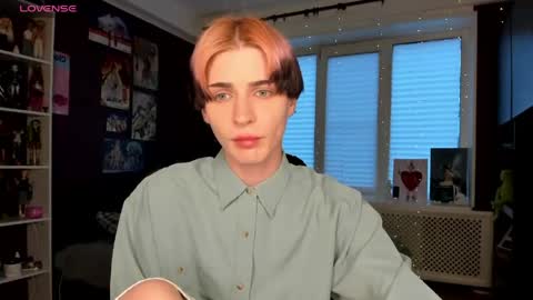 kira online show from 05/29/26, 06:17