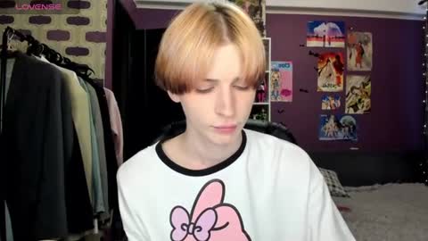 kira online show from 06/14/26, 05:37