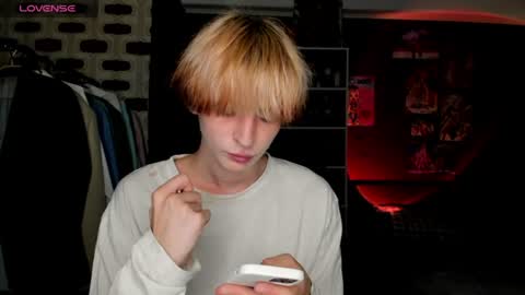 kira online show from 06/29/26, 07:58