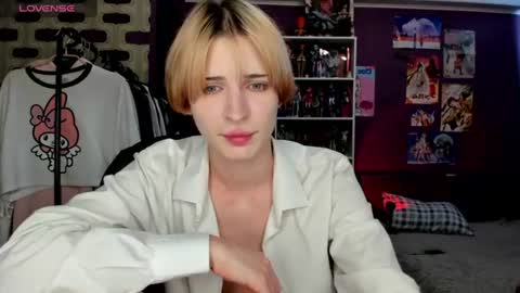 kira online show from 07/29/26, 03:43