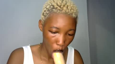 sweet girl online show from 06/10/26, 04:45