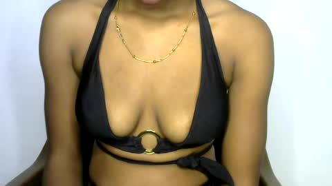 Snapshot of sweet_pussy04 chatting on 06/30/26, 06:25 sweet girl online show from 06/30/26, 06:25