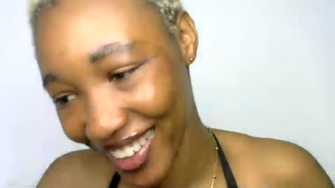 Snapshot of sweet_pussy04 chatting on 07/20/26, 08:39 sweet girl online show from 07/20/26, 08:39