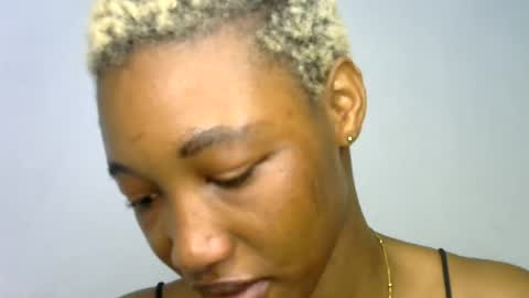 Snapshot of sweet_pussy04 chatting on 07/20/26, 10:39 sweet girl online show from 07/20/26, 10:39