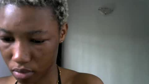 Snapshot of sweet_pussy04 chatting on 07/26/26, 07:59 sweet girl online show from 07/26/26, 07:59