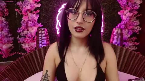Roxanee online show from 02/26/26, 01:54
