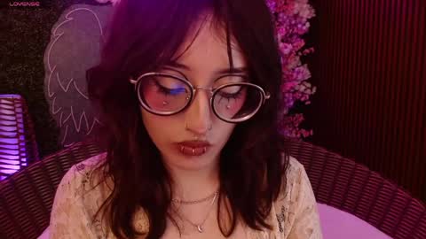 Roxanee online show from 05/05/26, 09:12