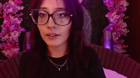Roxanee online show from 05/07/26, 09:31