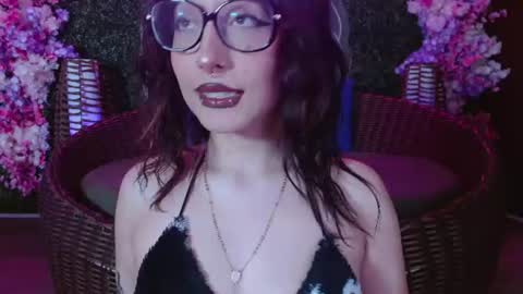 Roxanee online show from 08/04/26, 10:12