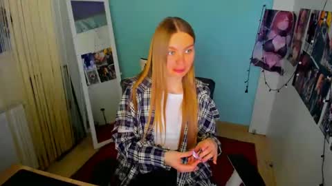 Snapshot of sweet_sabriina chatting on 03/01/25, 10:13 Sabina online show from 03/01/25, 10:13