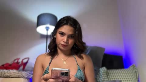 Snapshot of sweet_scarllet12 chatting on 10/15/25, 03:56 SCARLLET online show from 10/15/25, 03:56