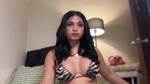 Snapshot of sweet_scarllet12 chatting on 10/24/25, 09:55 SCARLLET online show from 10/24/25, 09:55