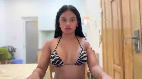 Snapshot of sweet_scarllet12 chatting on 02/13/26, 10:33 SCARLLET online show from 02/13/26, 10:33