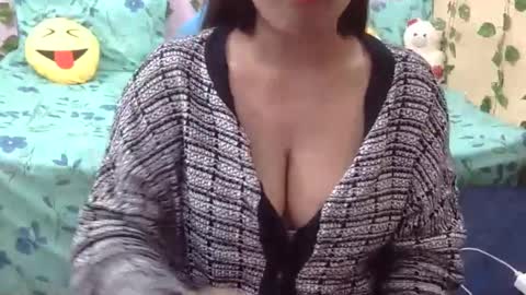 sweet_shivani online show from 12/04/24, 04:54