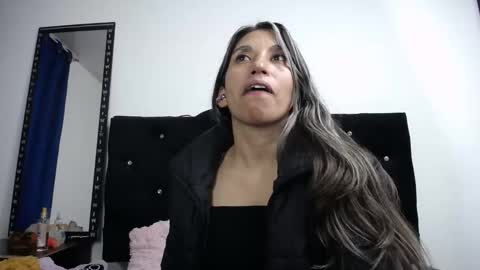 Adriana online show from 06/09/26, 12:11