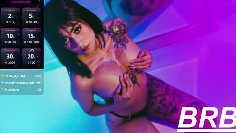 sophie leone online show from 12/24/24, 12:44