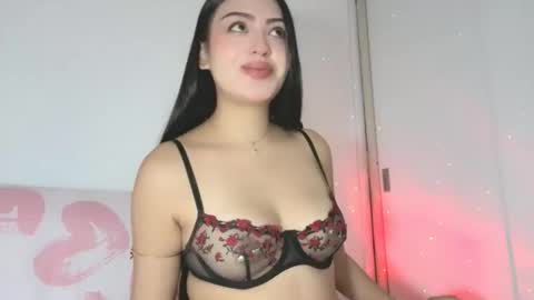 Snapshot of sweet_sophie_7 chatting on 04/09/26, 03:28 sweet_sophie_7 online show from 04/09/26, 03:28
