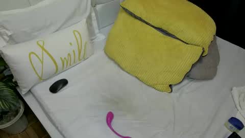 Nina online show from 12/30/24, 10:55