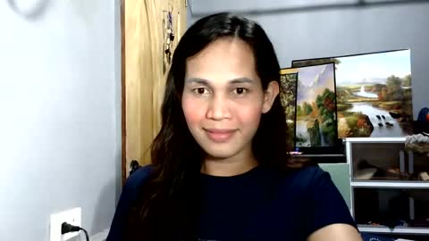 Snapshot of sweet_squirtxxxx chatting on 06/13/26, 06:39 HI IM MONA AND IM YOUR NEXT WIFE online show from 06/13/26, 06:39