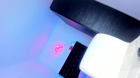 sweet_stacie online show from 06/30/26, 01:23