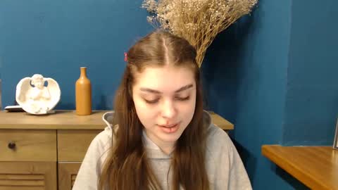 Snapshot of sweet_sugaaar chatting on 03/11/25, 07:48 Rebecca online show from 03/11/25, 07:48