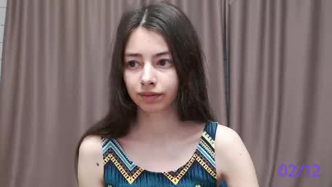 Snapshot of sweet_sweet_angel chatting on 12/02/24, 10:28 Angel online show from 12/02/24, 10:28