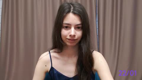 Snapshot of sweet_sweet_angel chatting on 01/22/25, 09:02 Angel online show from 01/22/25, 09:02