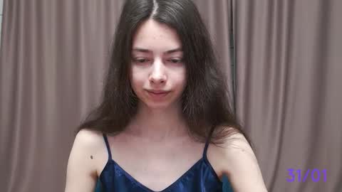 Snapshot of sweet_sweet_angel chatting on 01/31/25, 02:48 Angel online show from 01/31/25, 02:48