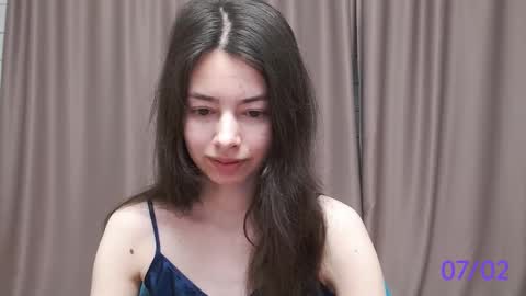 Snapshot of sweet_sweet_angel chatting on 02/07/25, 03:01 Angel online show from 02/07/25, 03:01